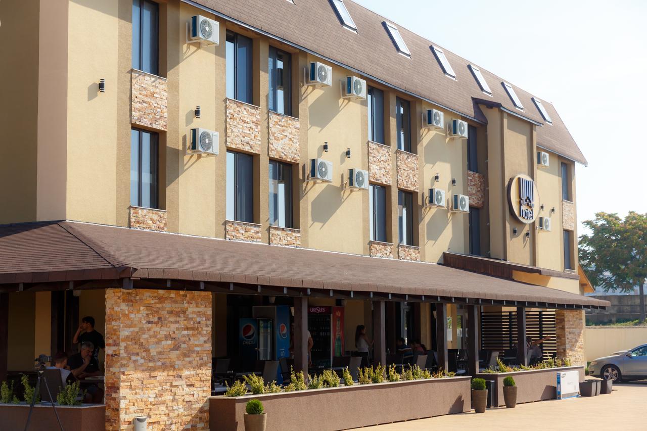Ymy Hotels Târgu Jiu Exterior foto
